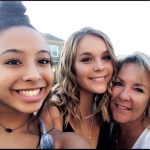 Meet your Posher, Peyton